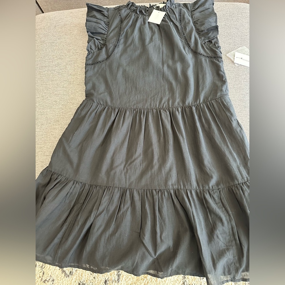 NWT Treasure Bond Black Ruffle Sleeve Tiered Dress